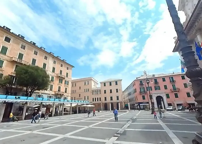 Tra Centro E Mare - Intero Con Parcheggio Appartement *