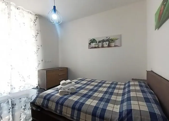 Tra Centro E Mare - Intero Con Parcheggio Appartement